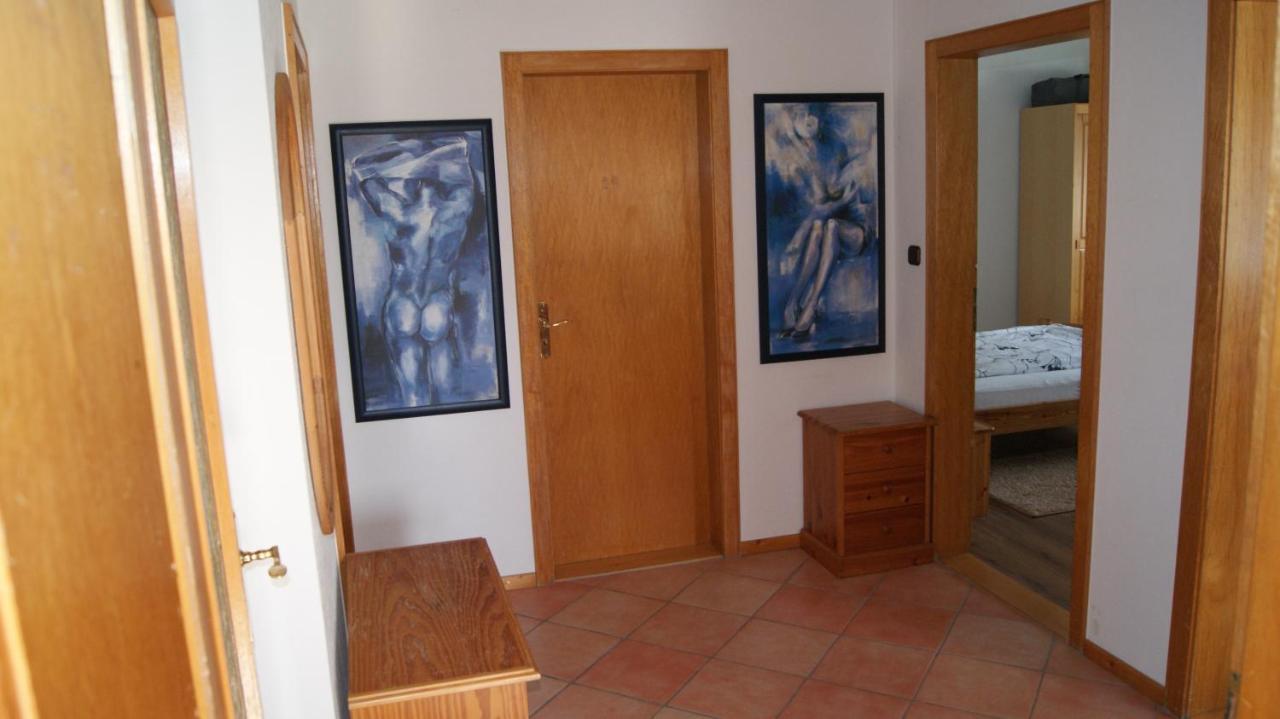 Komplette Wohnung Im Schoenen Weserbergland / Heyen Exteriér fotografie